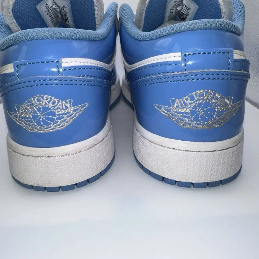 Nike Size Boys 5Y Air Jordan 1 Low SE White/Legend Blue (FZ3929-114)-‎ Excellent